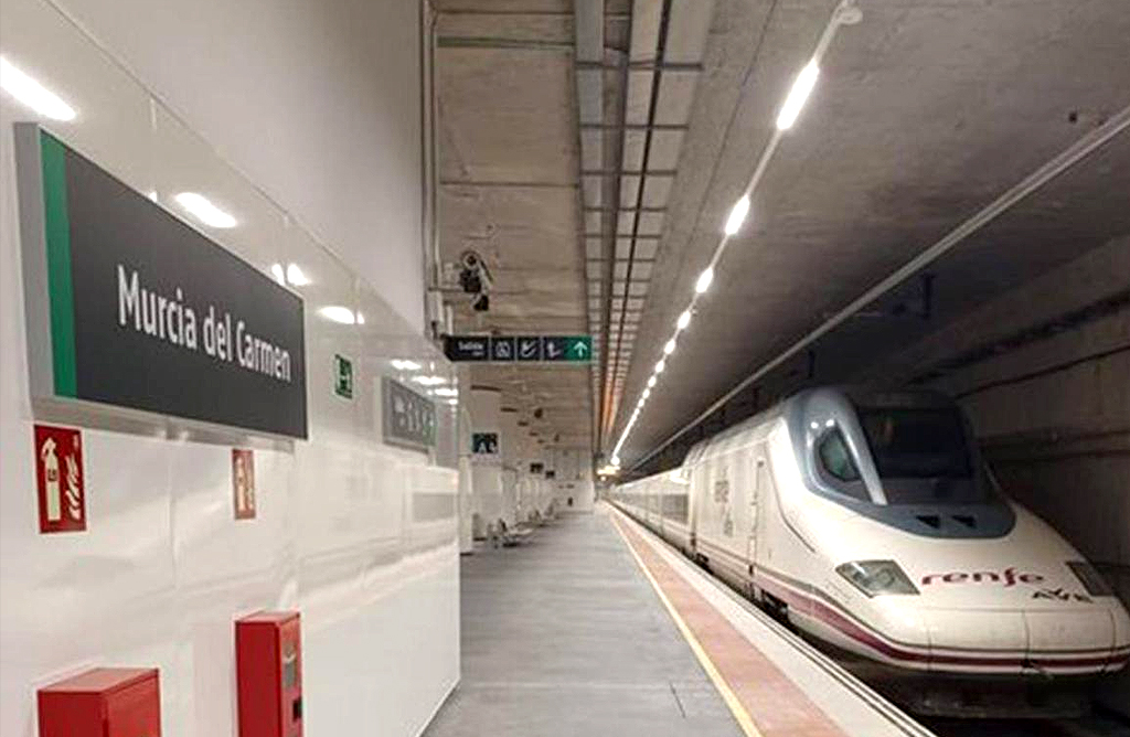 Adif suspende los trenes de media y larga distancia entre Murcia, Valencia y Alicante a consecuencia del temporal